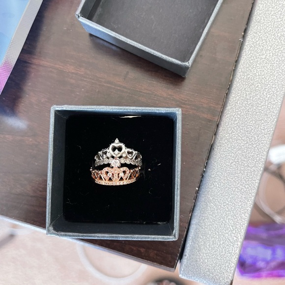 Rings - Picture 3 of 4